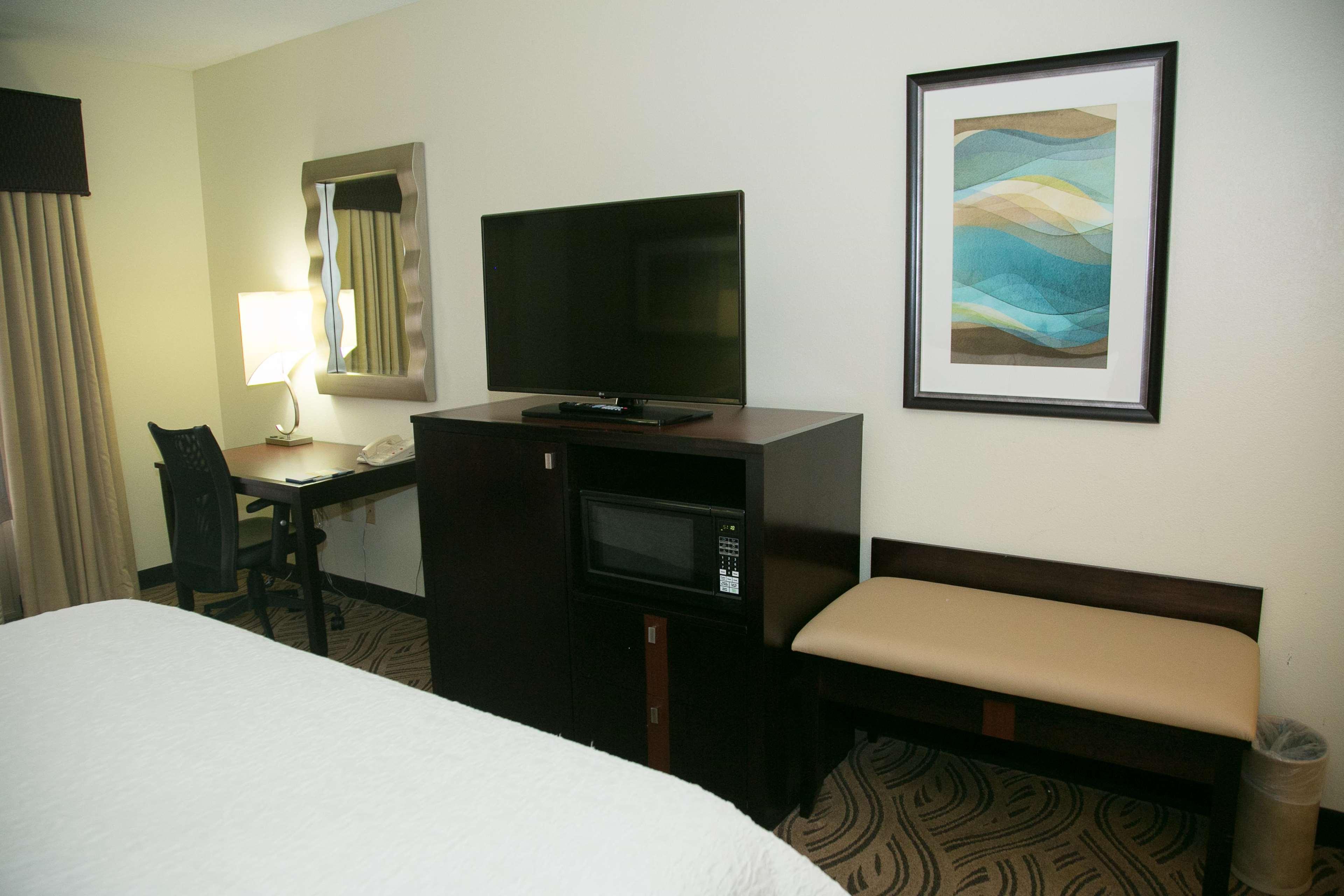 Hampton Inn & Suites Alpharetta-Windward Экстерьер фото