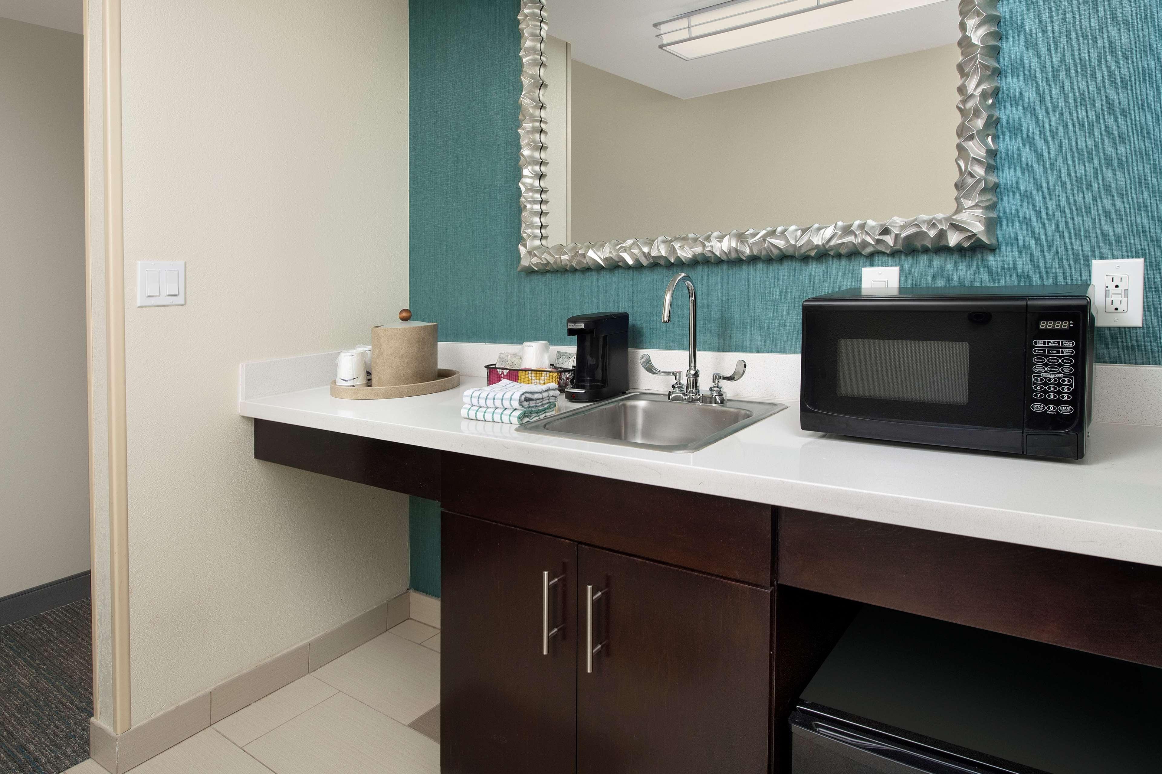 Hampton Inn & Suites Alpharetta-Windward Экстерьер фото