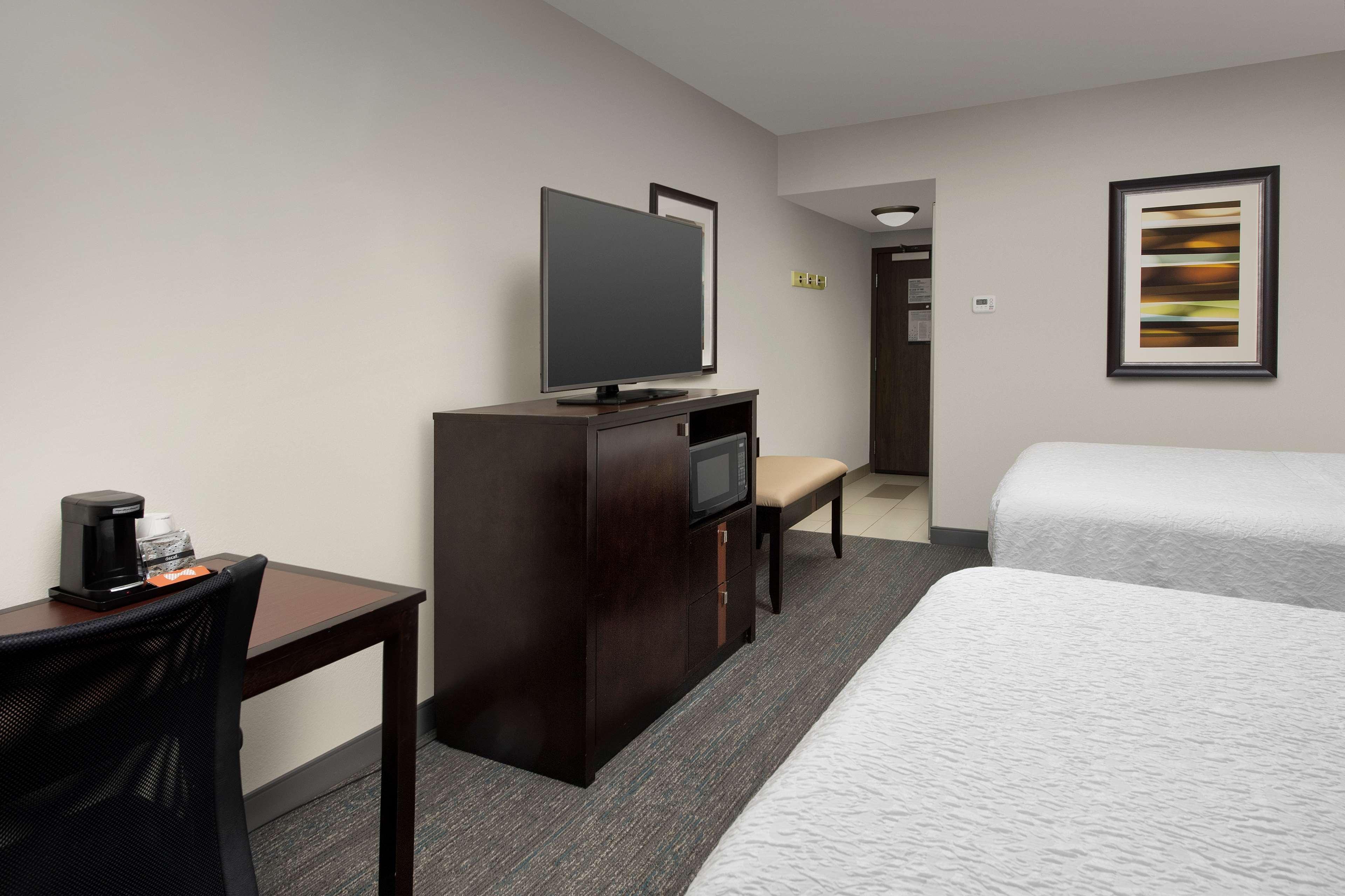 Hampton Inn & Suites Alpharetta-Windward Экстерьер фото