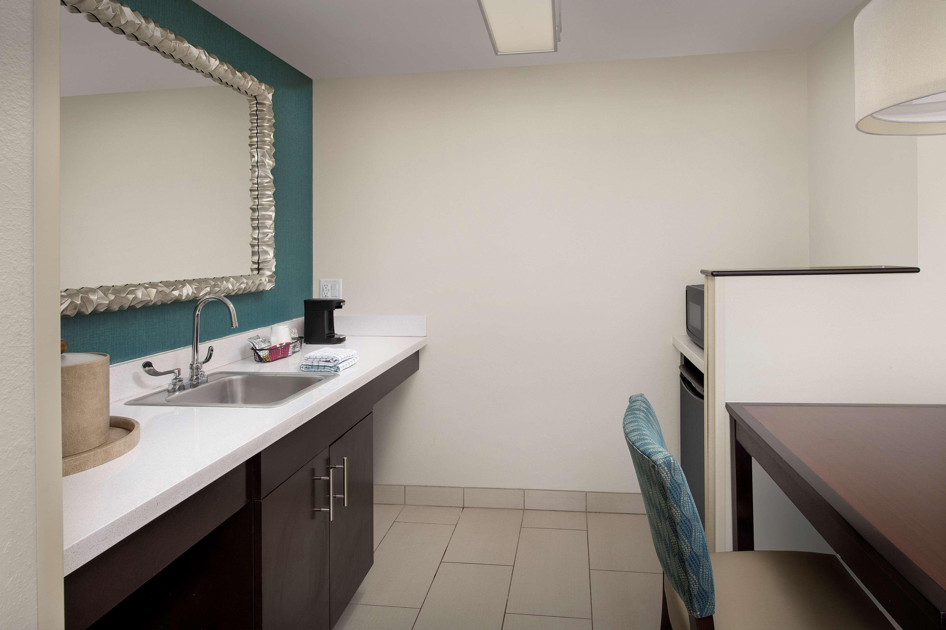 Hampton Inn & Suites Alpharetta-Windward Экстерьер фото