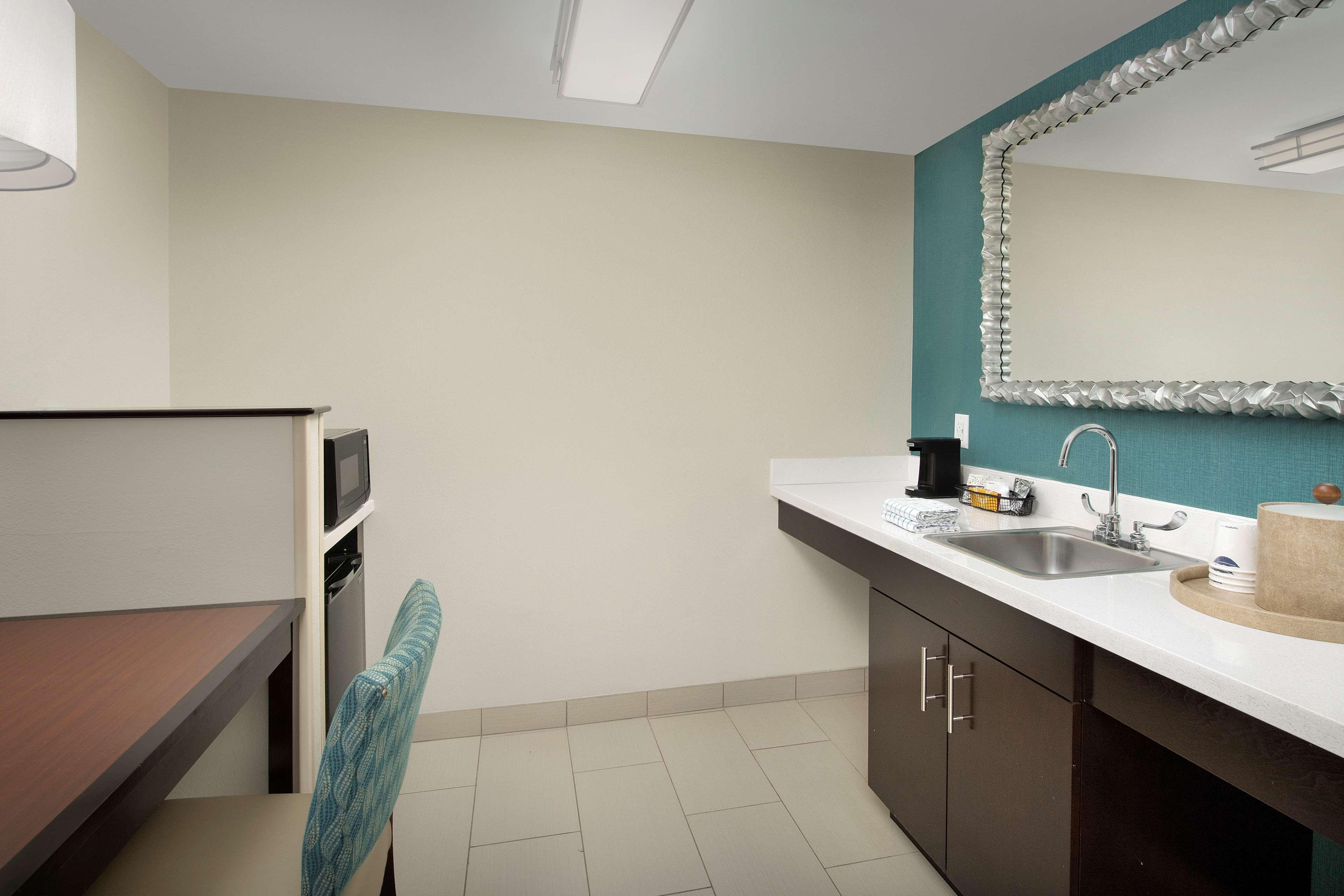 Hampton Inn & Suites Alpharetta-Windward Экстерьер фото