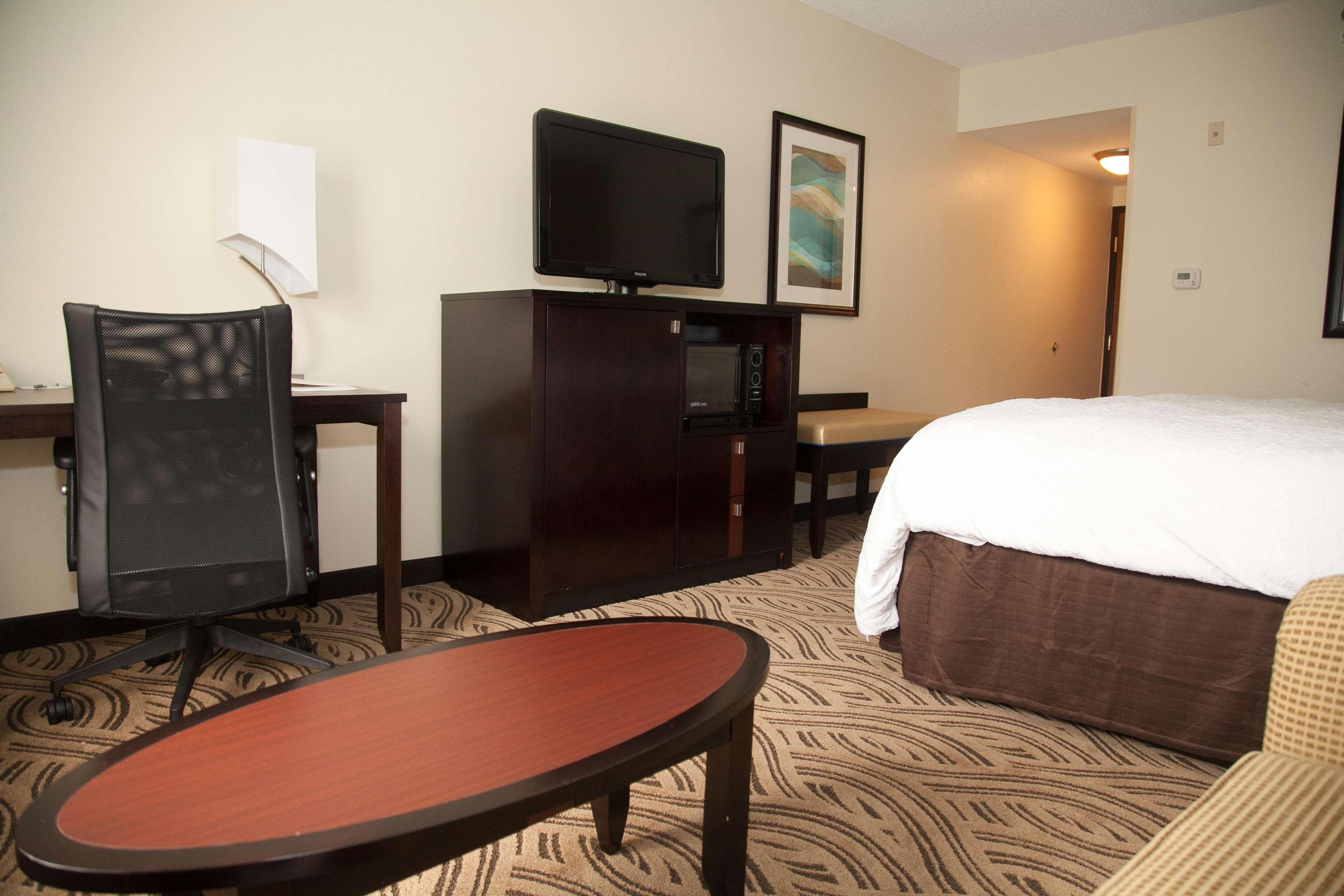 Hampton Inn & Suites Alpharetta-Windward Экстерьер фото