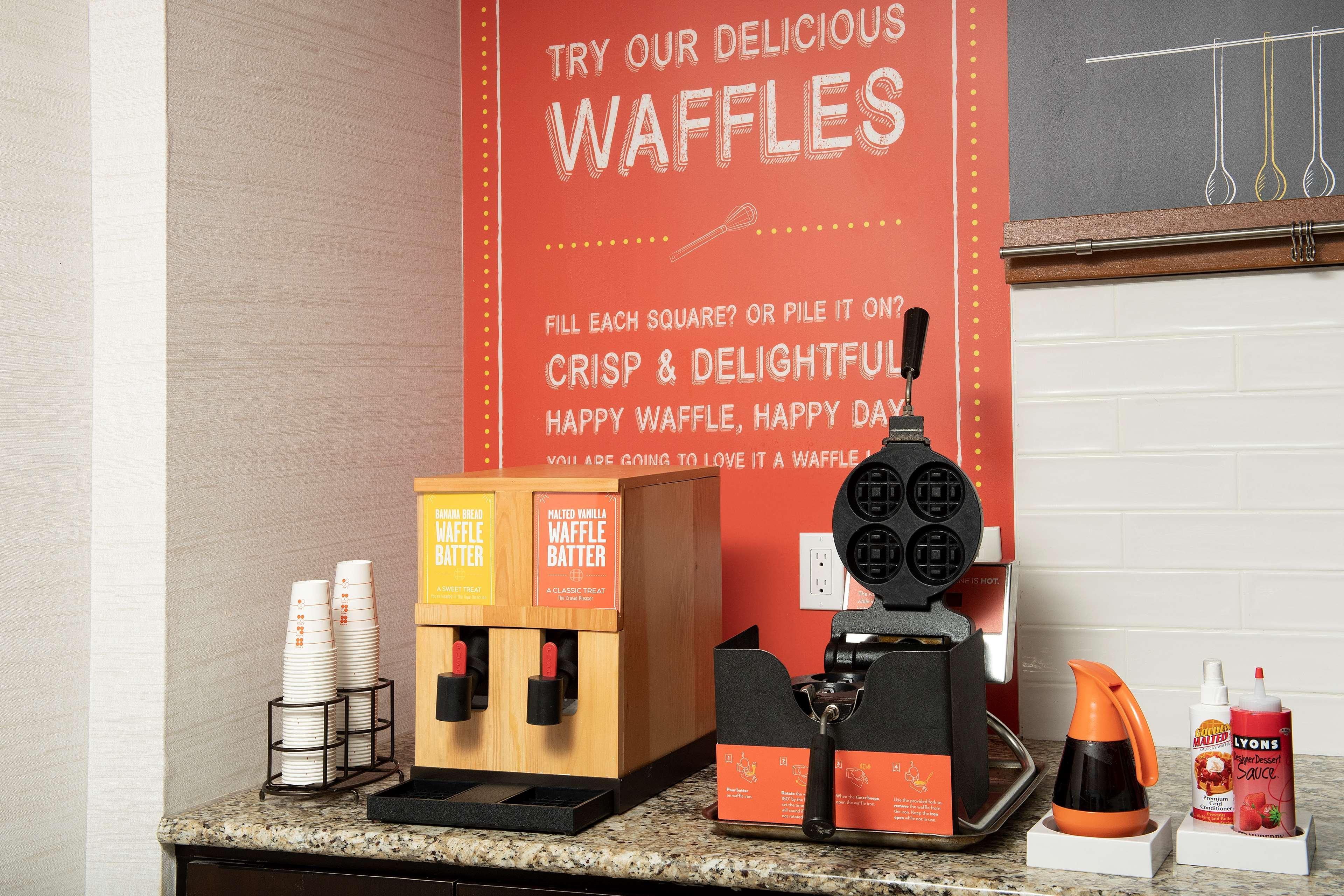 Hampton Inn & Suites Alpharetta-Windward Экстерьер фото