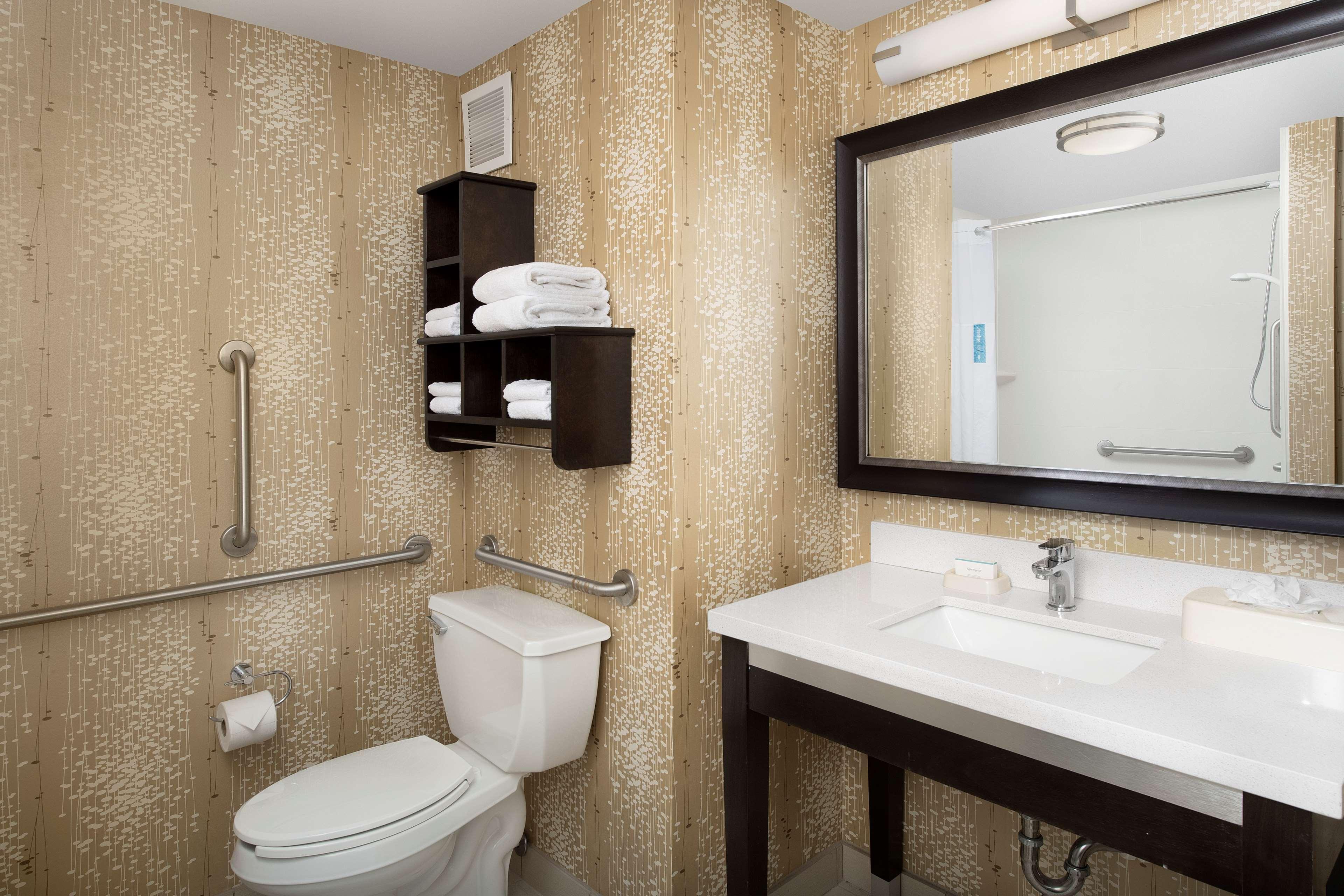 Hampton Inn & Suites Alpharetta-Windward Экстерьер фото