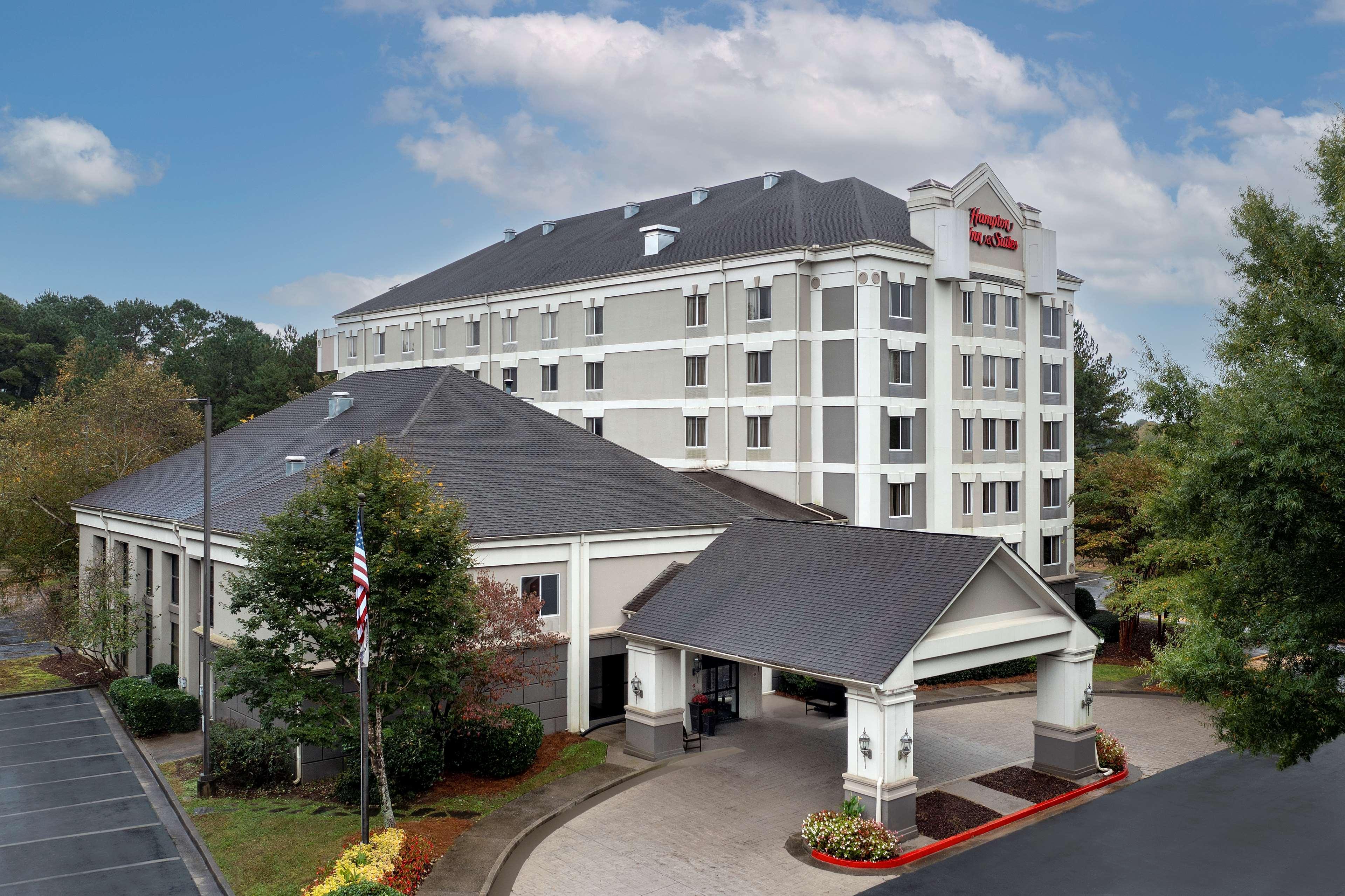 Hampton Inn & Suites Alpharetta-Windward Экстерьер фото
