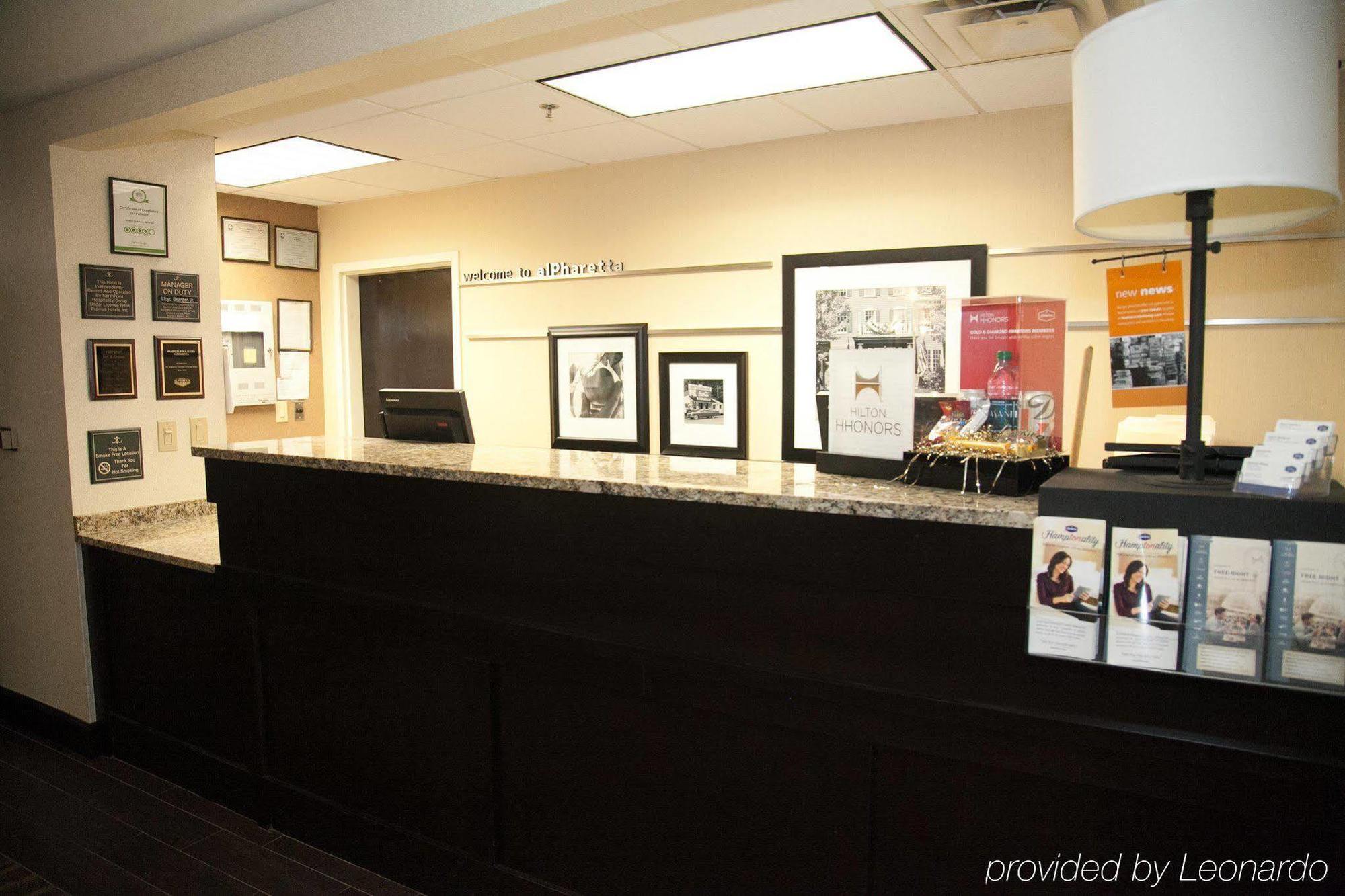 Hampton Inn & Suites Alpharetta-Windward Экстерьер фото